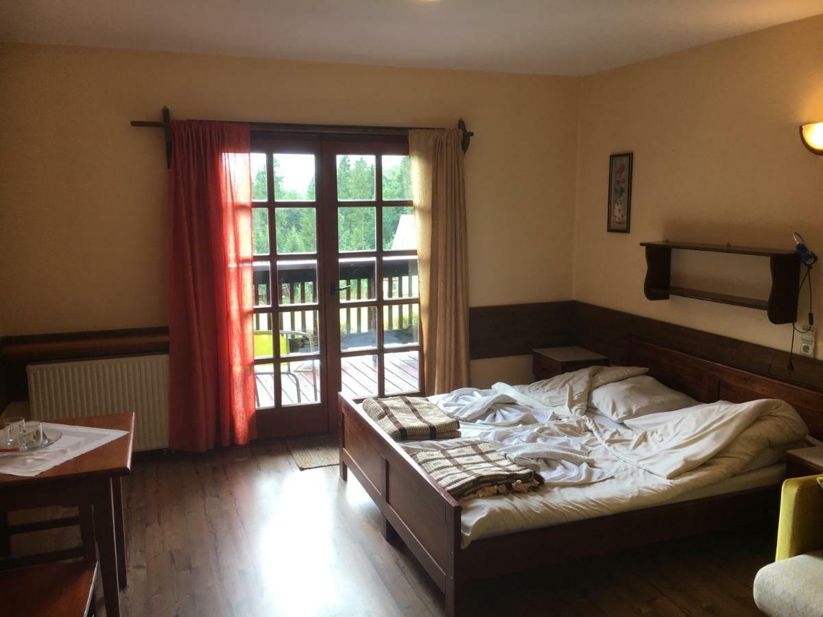 Gosciniec Pod Smrekami Bed & Breakfast Czorsztyn Exterior photo