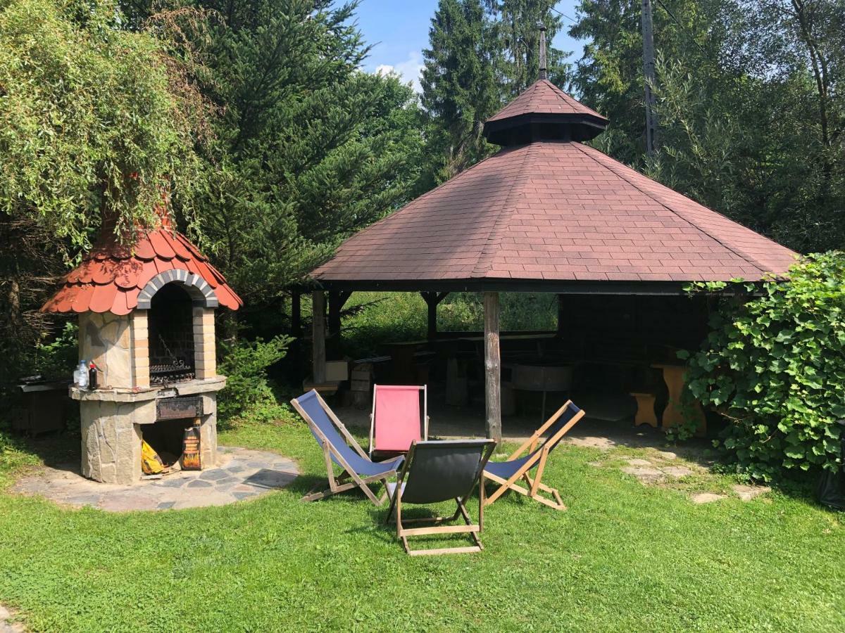 Gosciniec Pod Smrekami Bed & Breakfast Czorsztyn Exterior photo