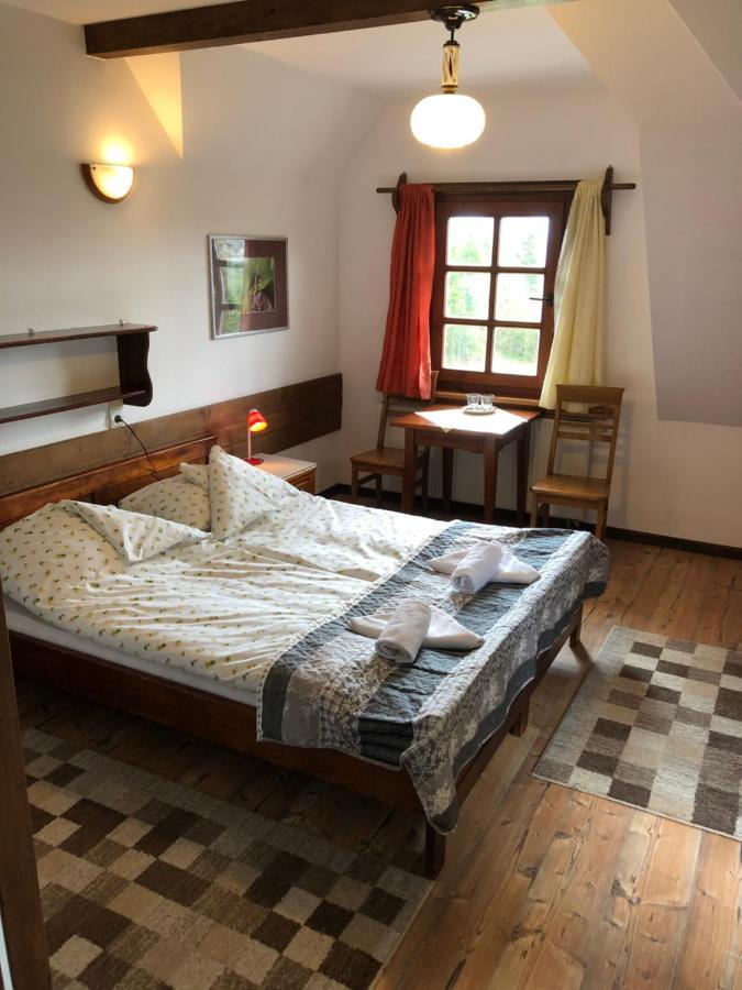 Gosciniec Pod Smrekami Bed & Breakfast Czorsztyn Exterior photo